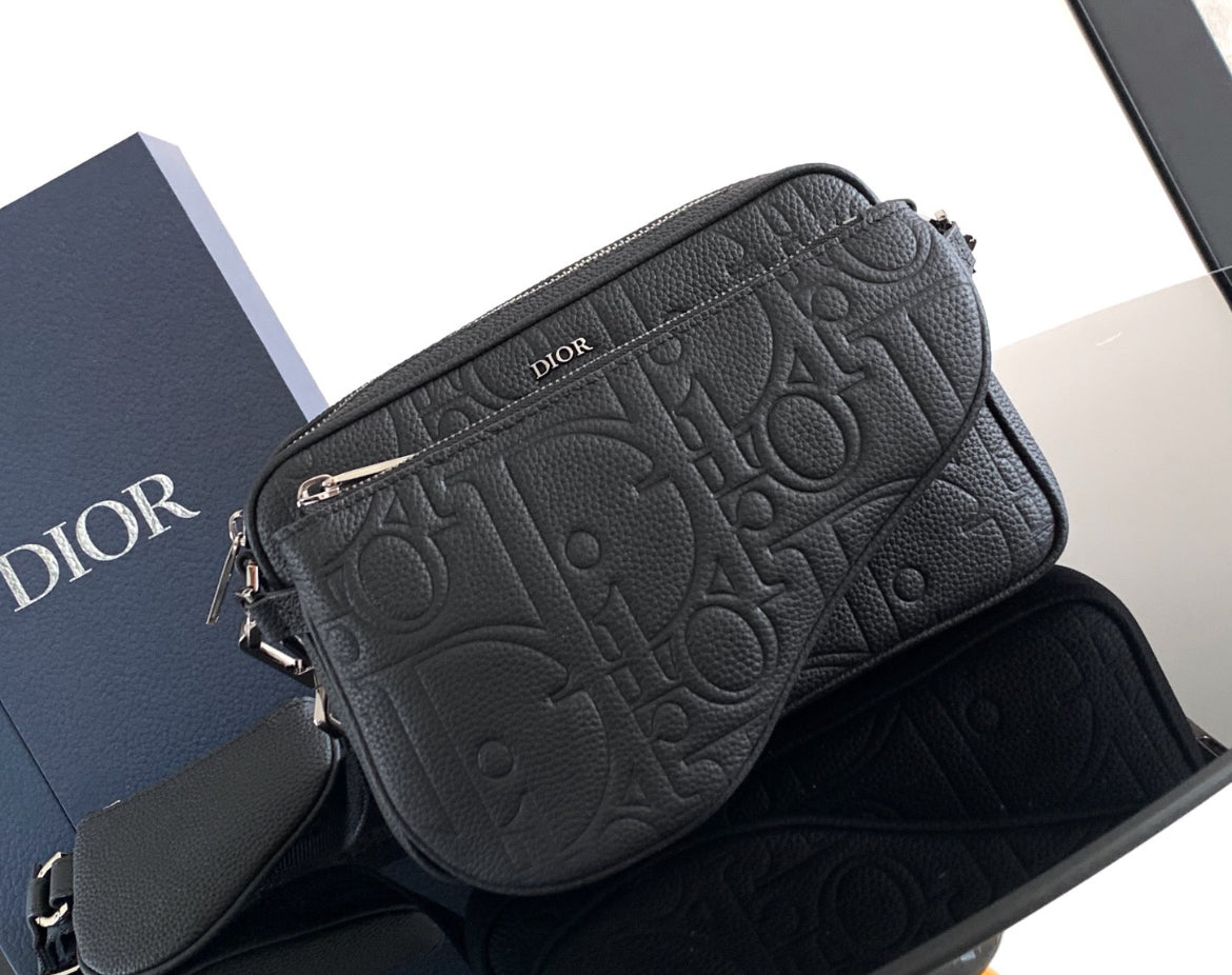 Dior väska svart