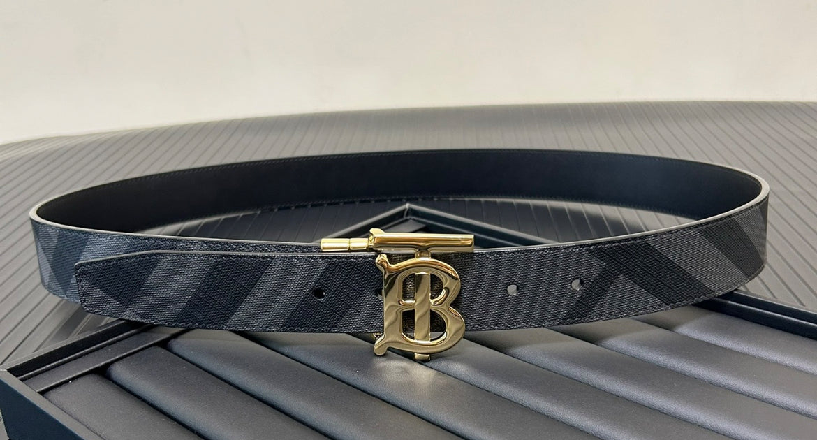 Burberry bälte
