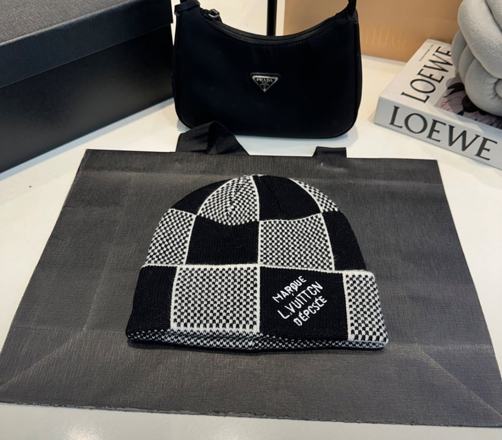 Louis Vuitton mössa