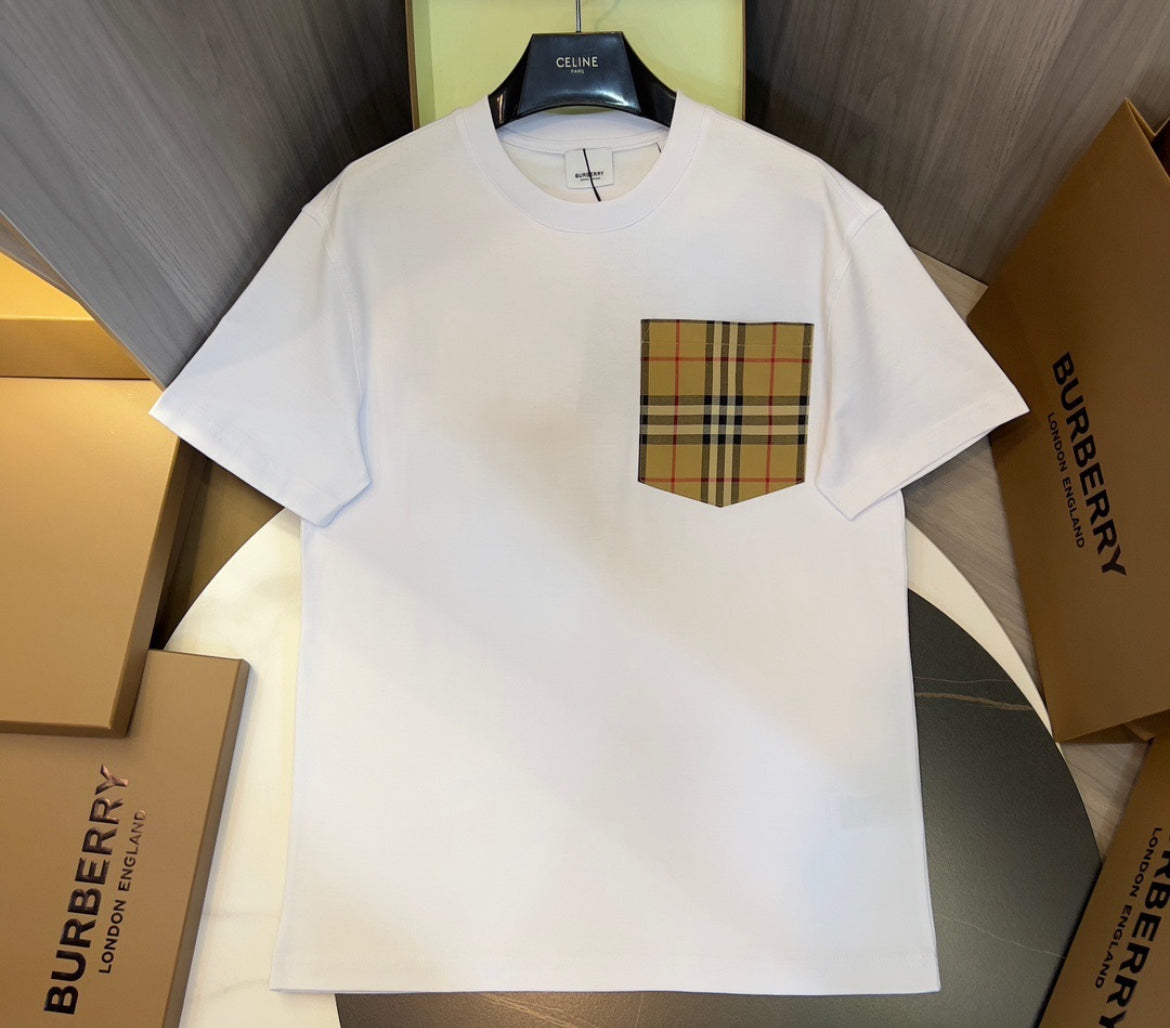 Burberry Tshirt