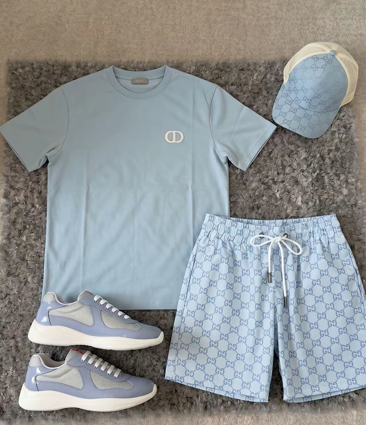 Prada skor gg keps gg shorts och dior tshirt