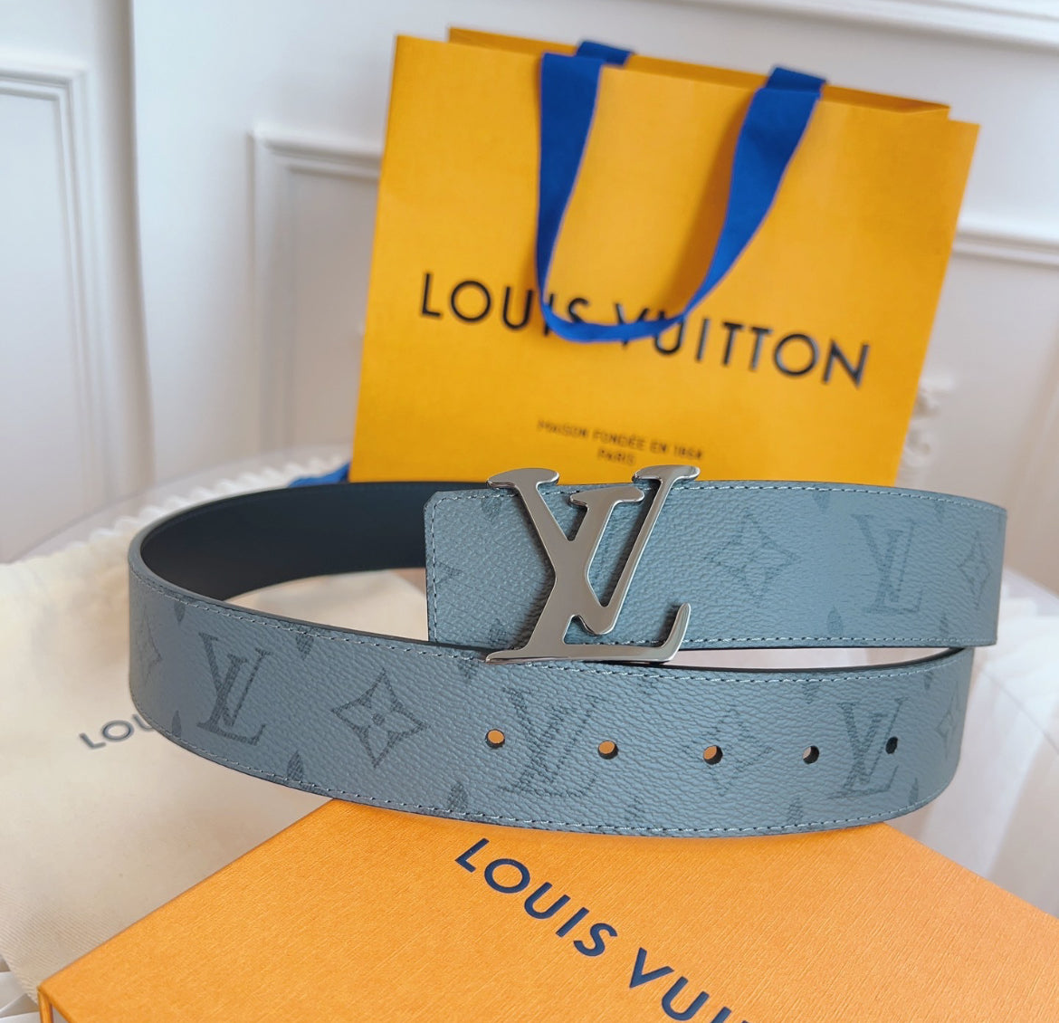 Louis Vuitton bälte