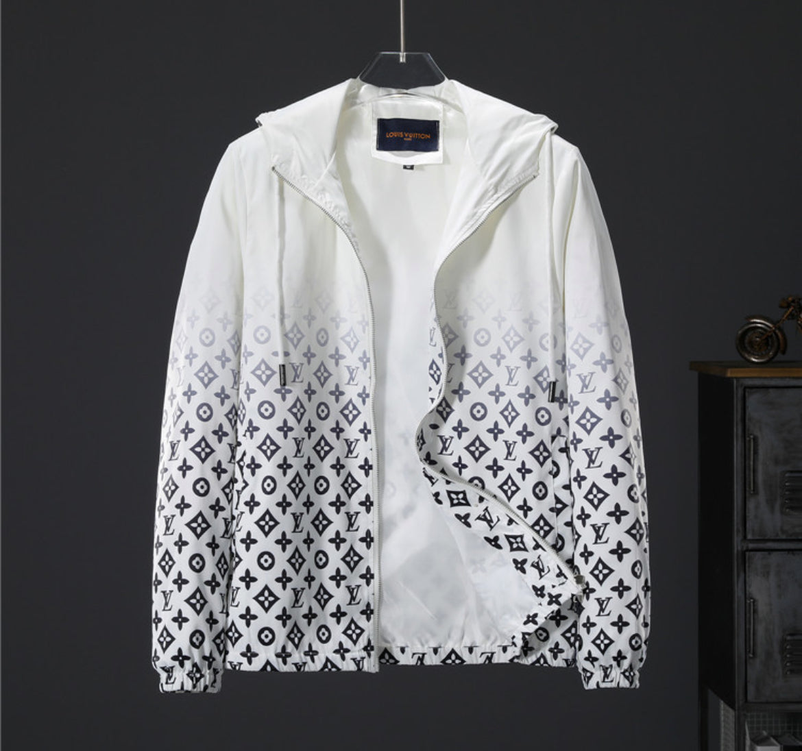 Lv windbreaker