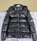 Moncler jacka svart