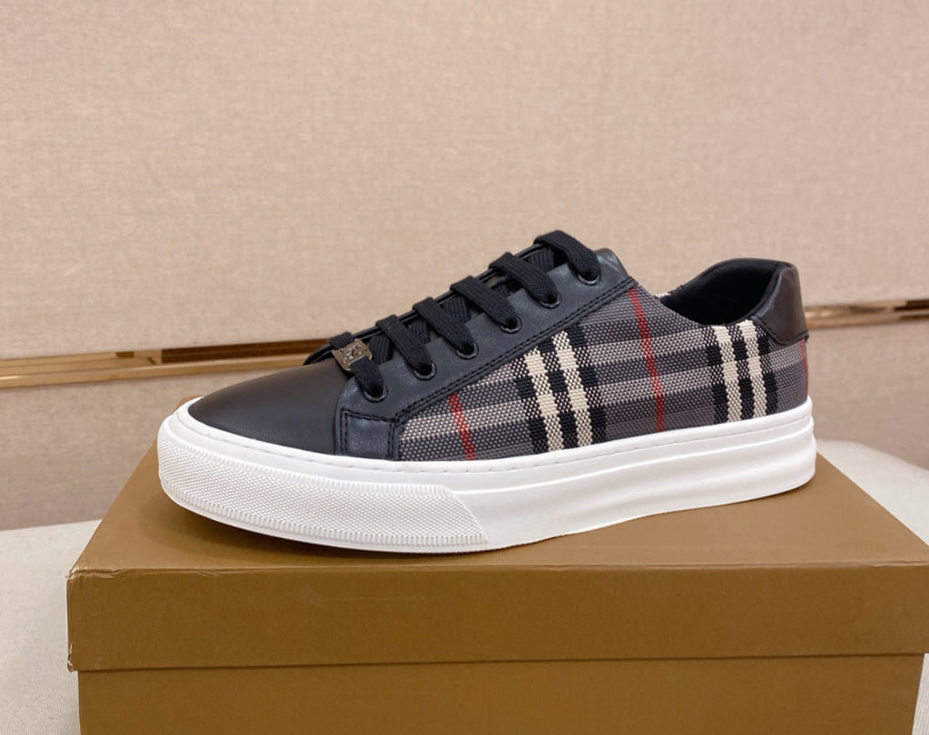 Burberry skor