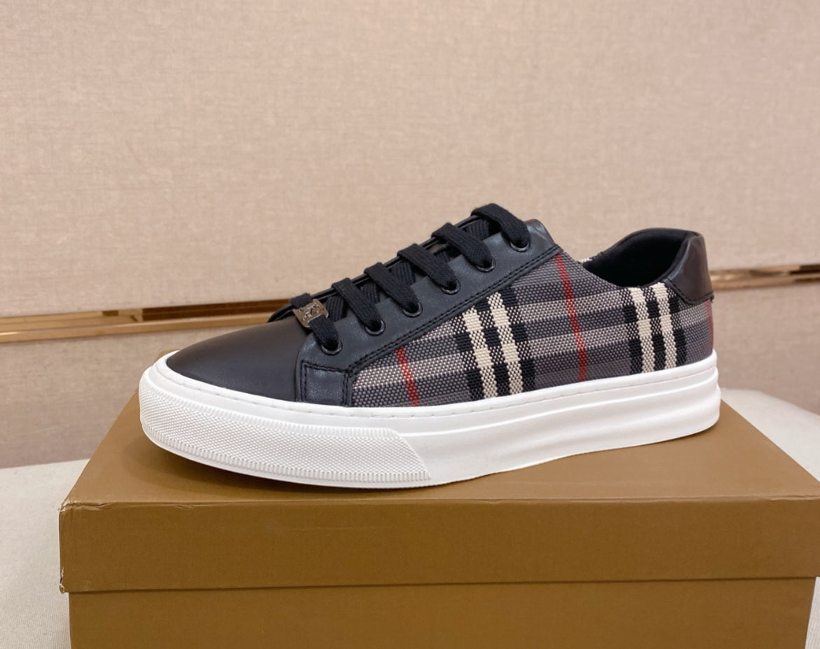 Burberry skor