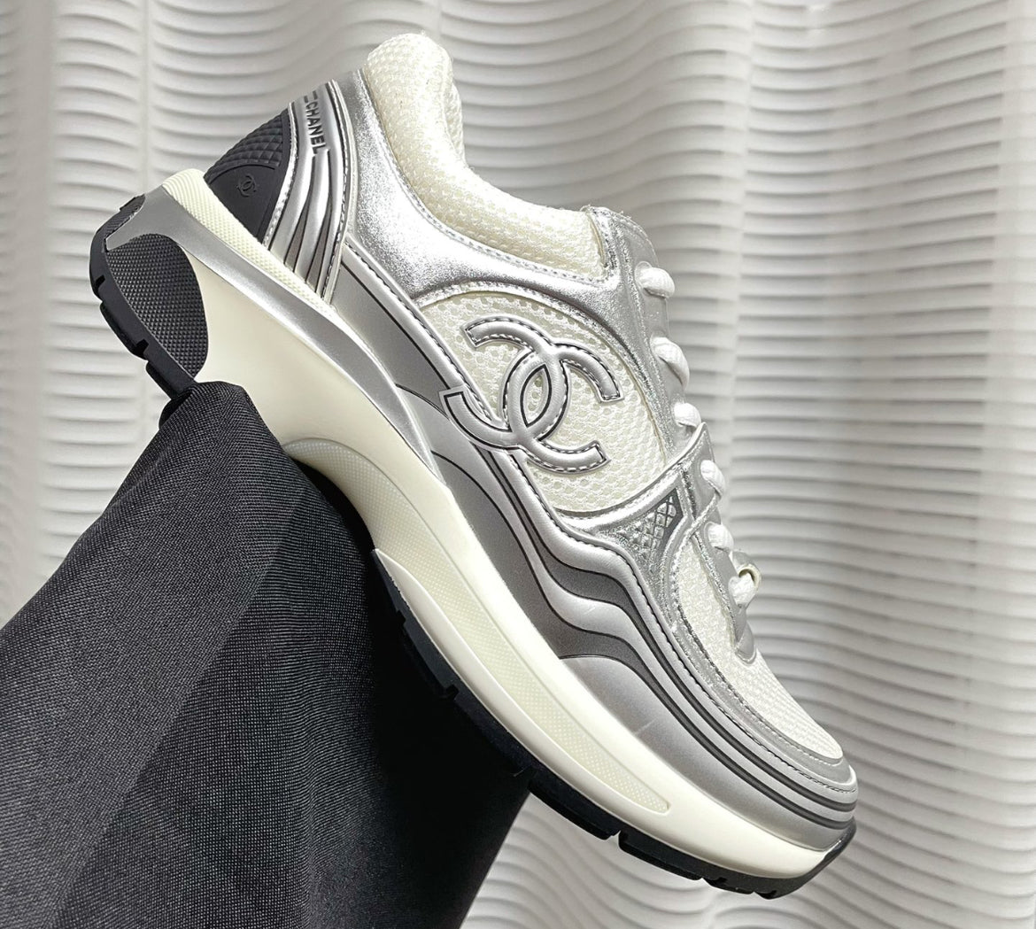 Chanel skor