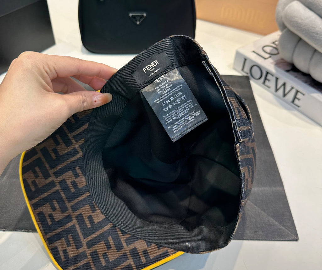 Fendi keps