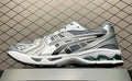 Asics skor