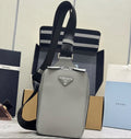 Prada väska