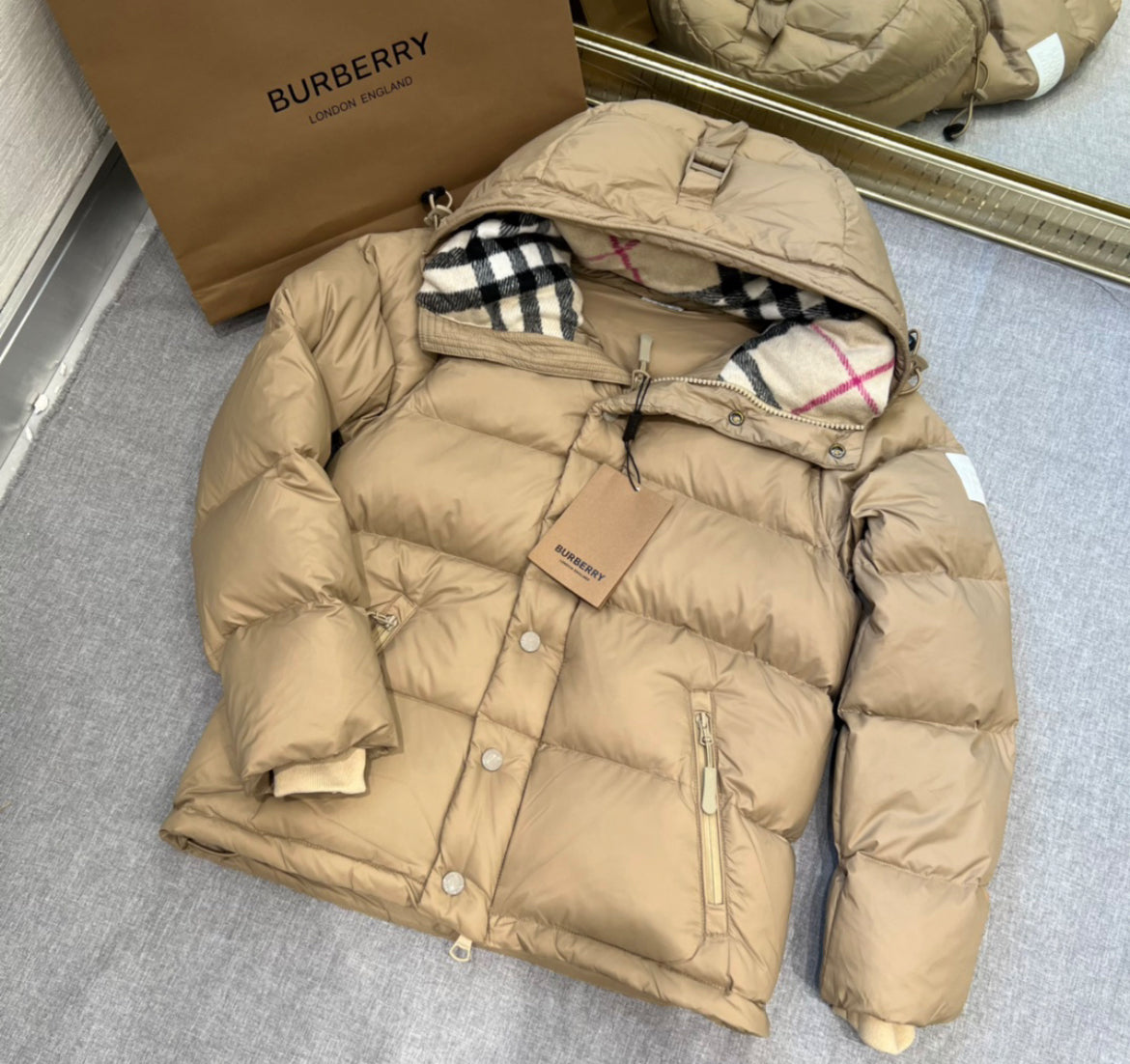 Burberry jacka beige