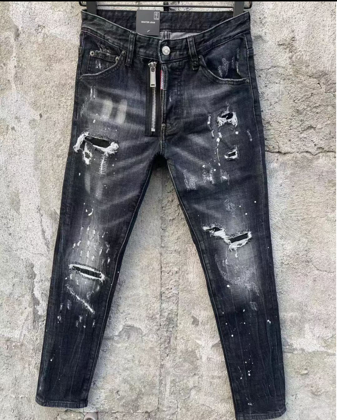 Svarta dsq2 jeans