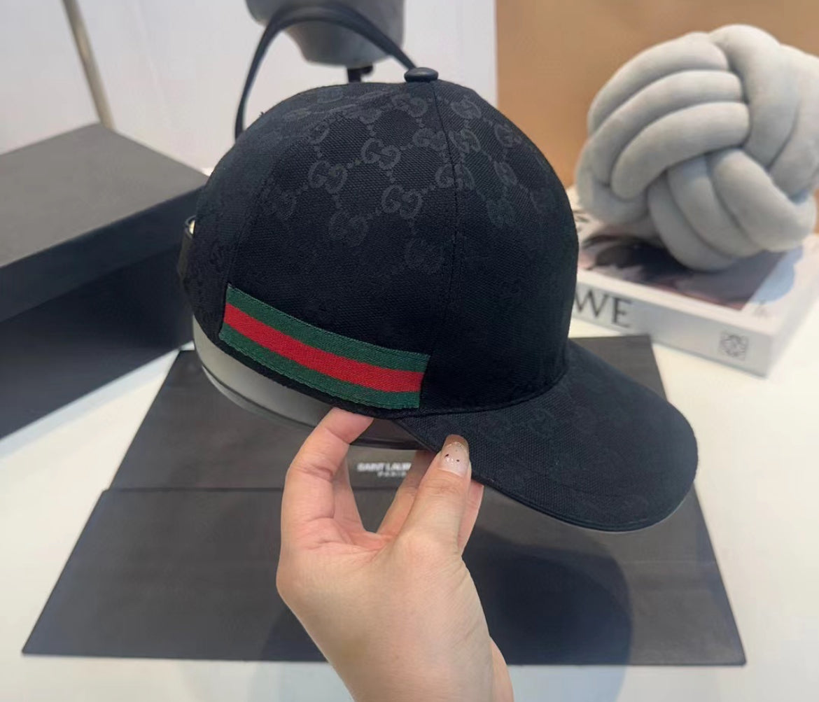 Gucci keps svart canvas