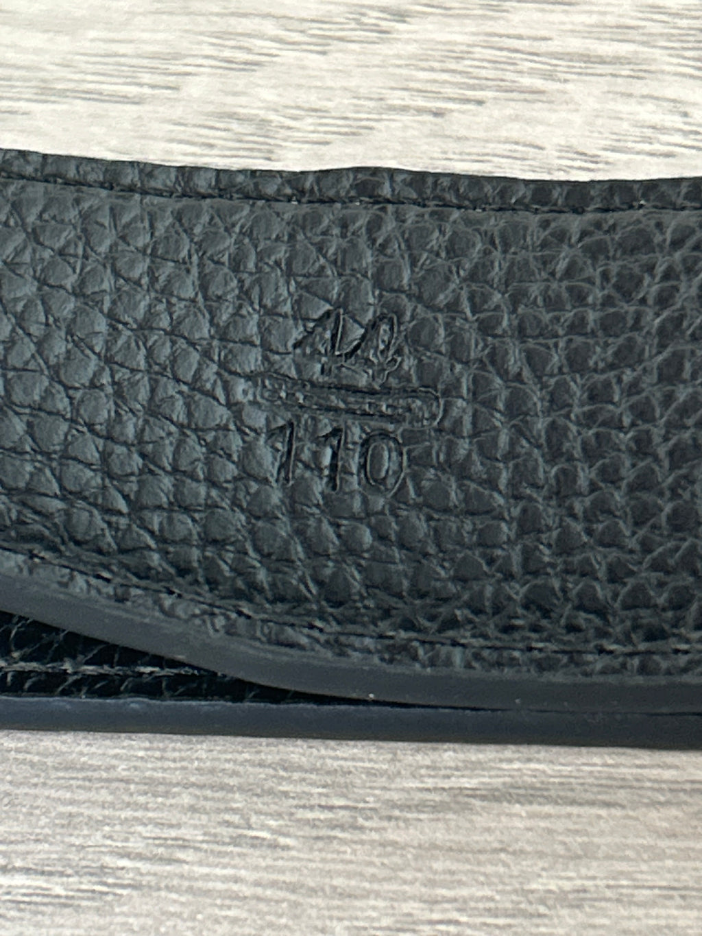Svart Hermès bälte